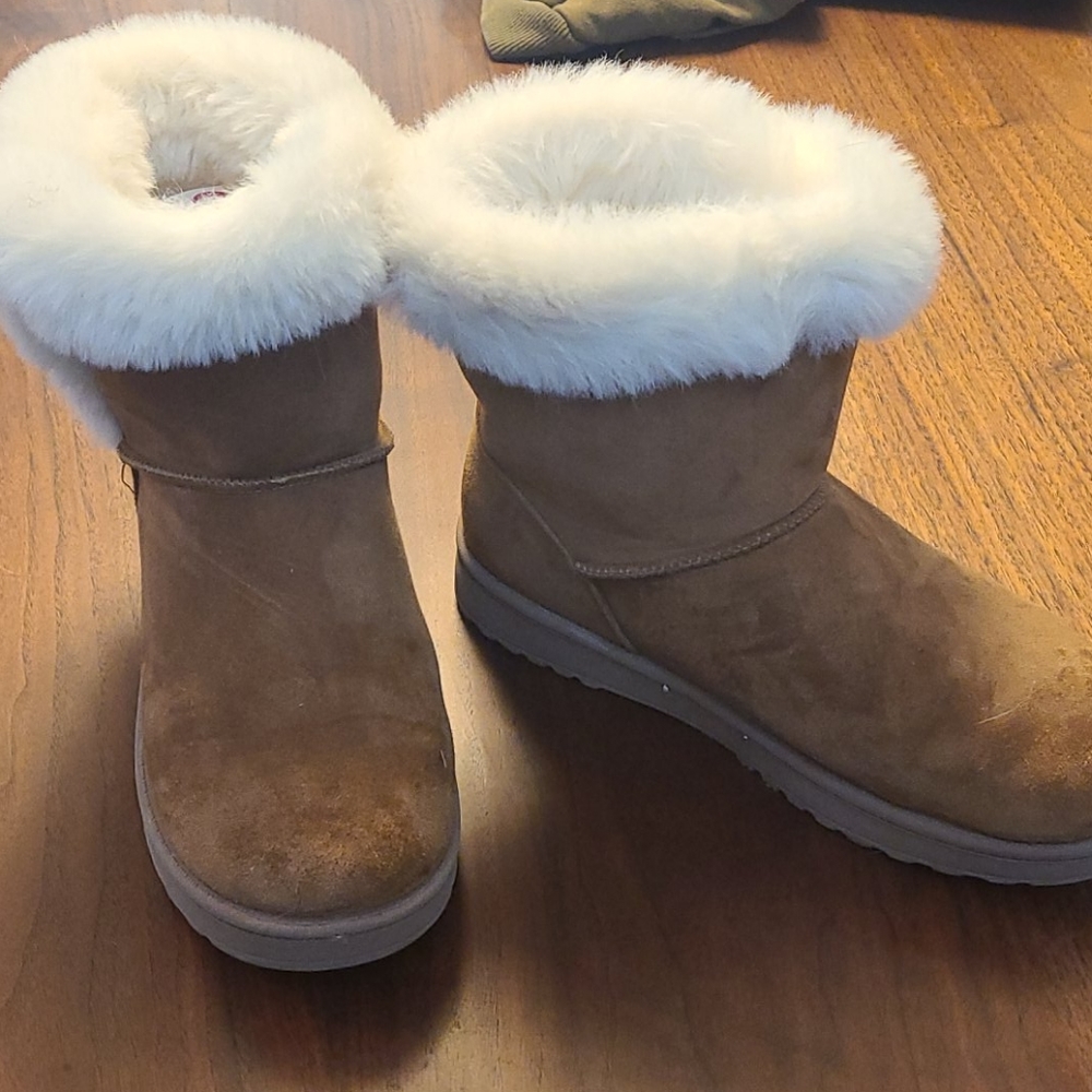 Tan Boots